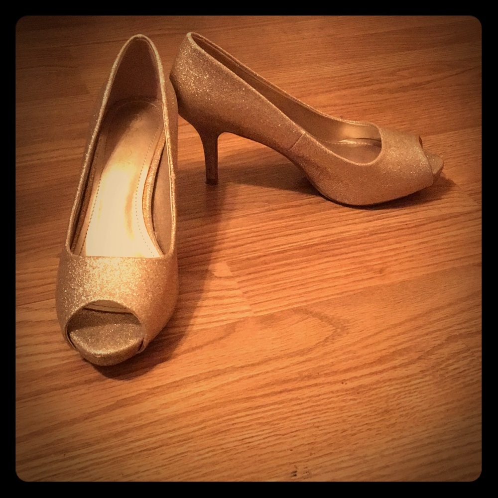 Gold sparkly peep toe heels